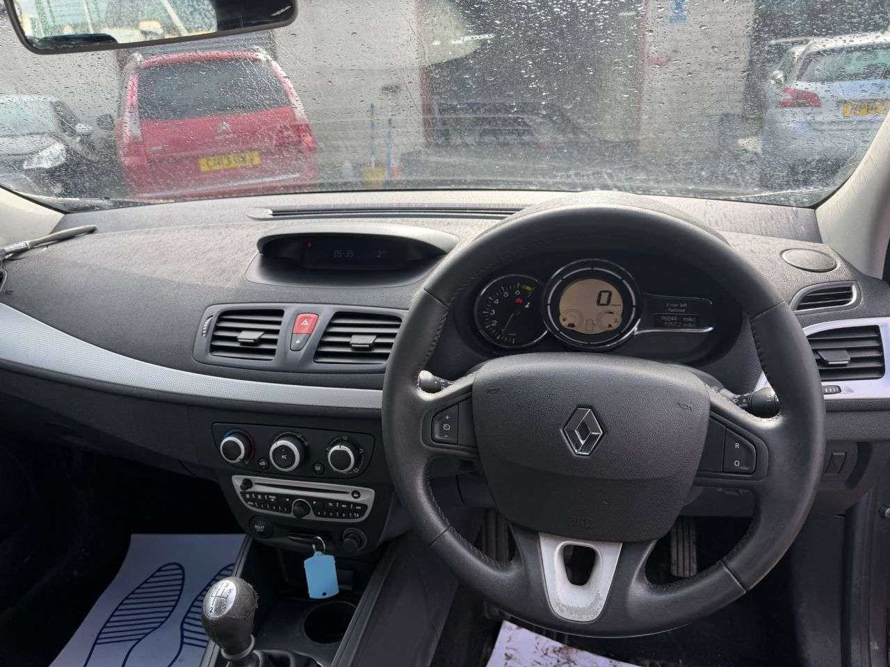 2010 RENAULT MEGANE 2010 RENAULT MEGANE