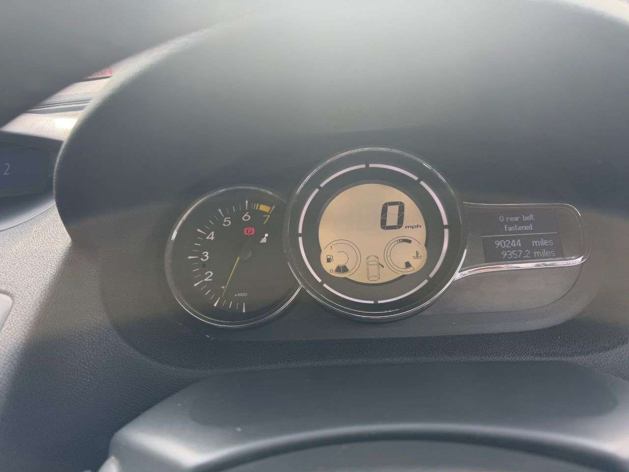 2010 RENAULT MEGANE 2010 RENAULT MEGANE