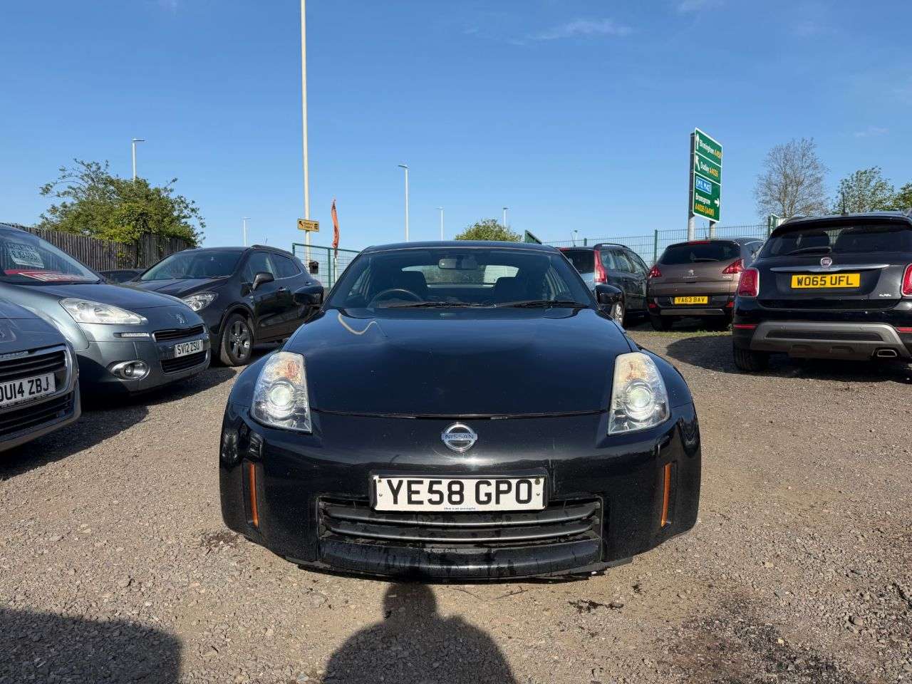 A 2009 NISSAN 350 Z 3.5 V6 GT Coupe 2dr Petrol Manual (280 g/km, 296 bhp) A 2009 NISSAN 350 Z 3.5 V6 GT Coupe 2dr Petrol Manual (280 g/km, 296 bhp)