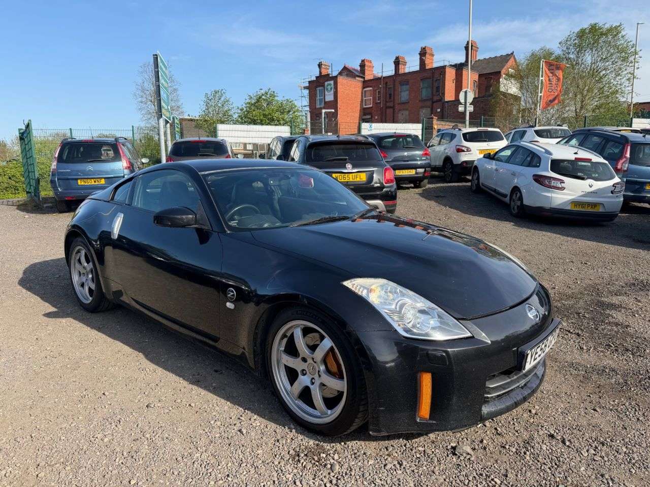 A 2009 NISSAN 350 Z 3.5 V6 GT Coupe 2dr Petrol Manual (280 g/km, 296 bhp) A 2009 NISSAN 350 Z 3.5 V6 GT Coupe 2dr Petrol Manual (280 g/km, 296 bhp)