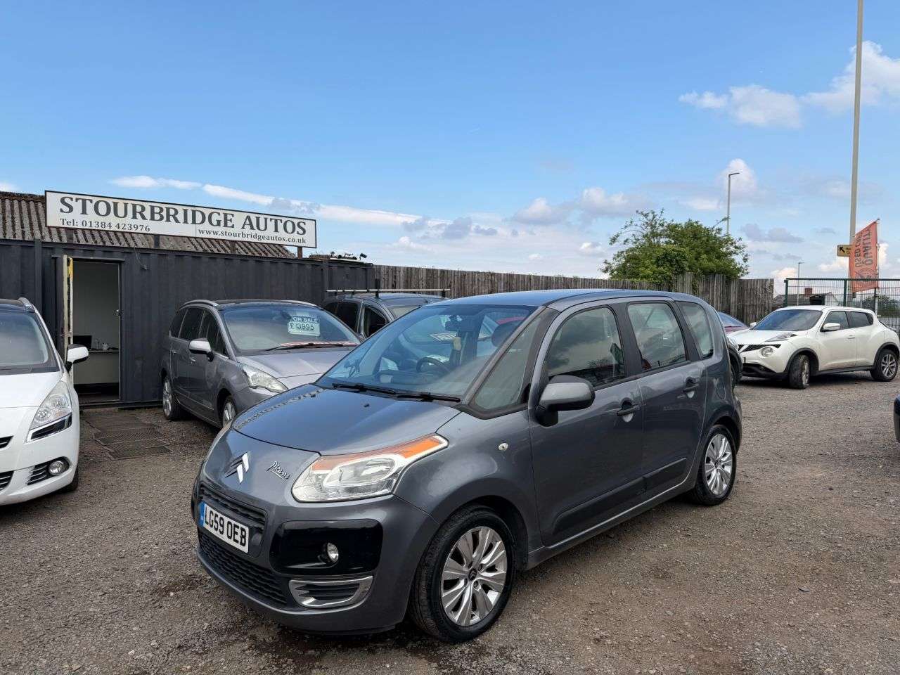 A 2009 CITROEN C3 PICASSO 1.6 HDi VTR+ MPV 5dr Diesel Manual Euro 4 (90 ps) ** 3 Month Warranty ** A 2009 CITROEN C3 PICASSO 1.6 HDi VTR+ MPV 5dr Diesel Manual Euro 4 (90 ps) ** 3 Month Warranty **