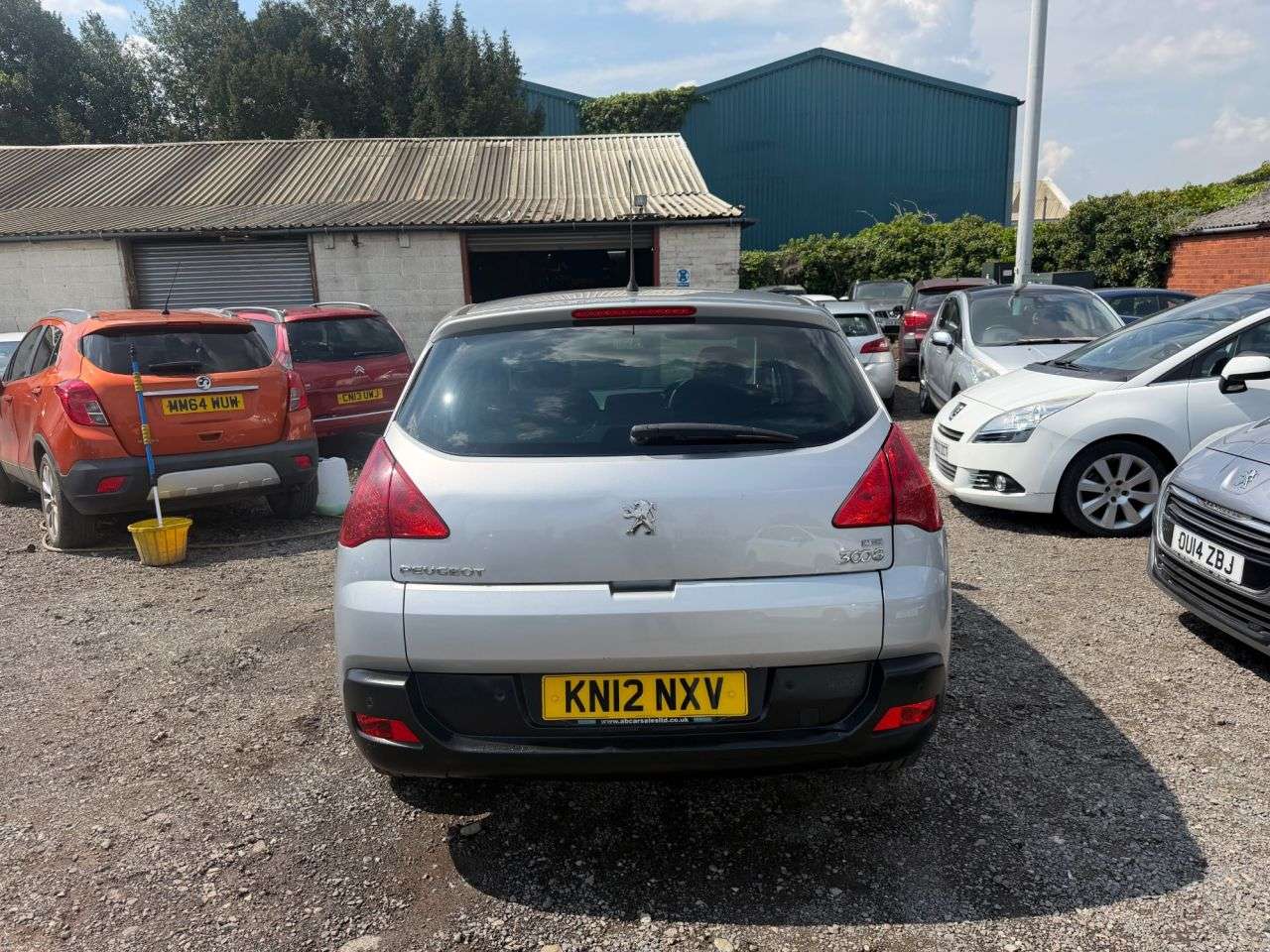 2012 PEUGEOT 3008 2012 PEUGEOT 3008