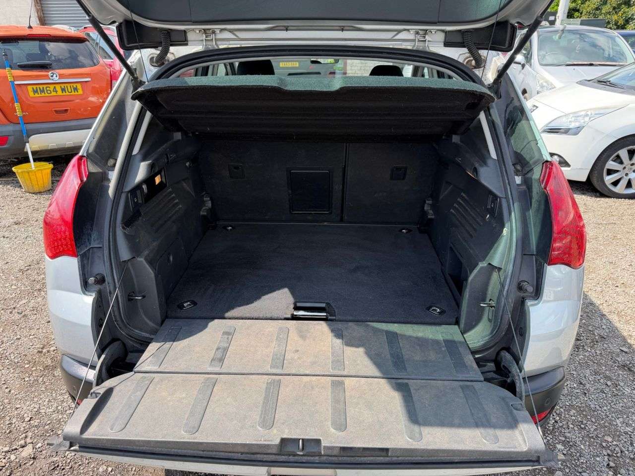 2012 PEUGEOT 3008 2012 PEUGEOT 3008