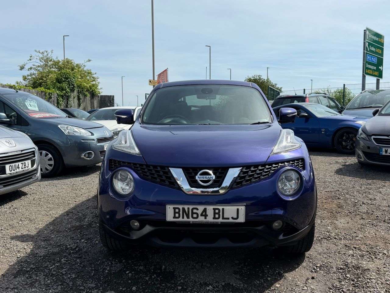 A 2014 NISSAN JUKE 1.5 dCi 8v Tekna SUV 5dr Diesel Manual Euro 5 (s/s) (110 ps) ** 3 Month War A 2014 NISSAN JUKE 1.5 dCi 8v Tekna SUV 5dr Diesel Manual Euro 5 (s/s) (110 ps) ** 3 Month War