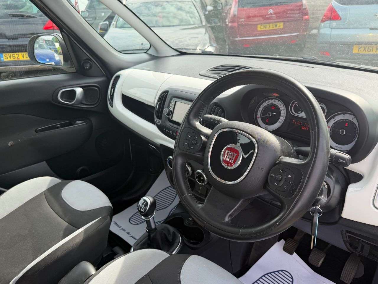 2015 FIAT 500L 2015 FIAT 500L