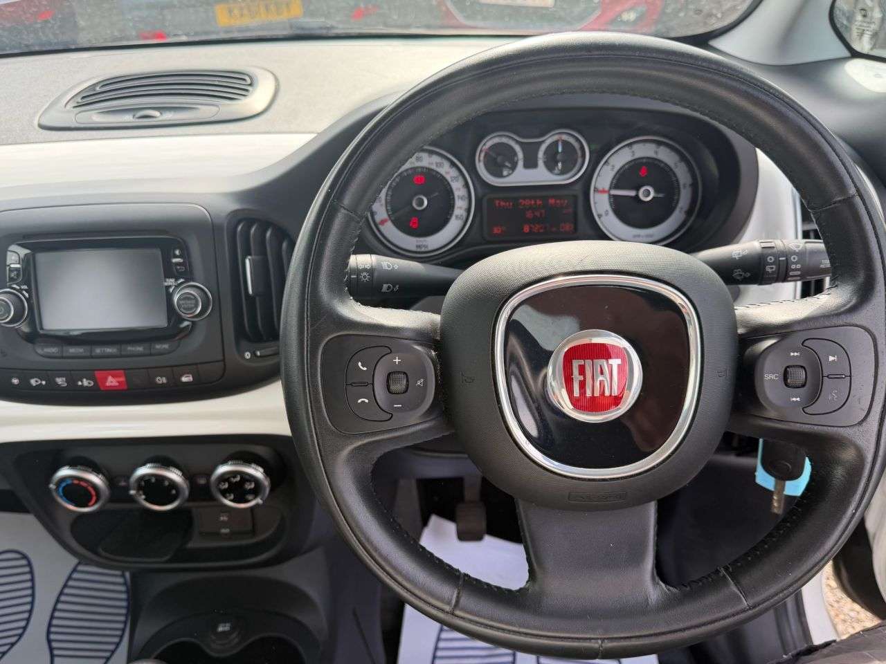 2015 FIAT 500L 2015 FIAT 500L