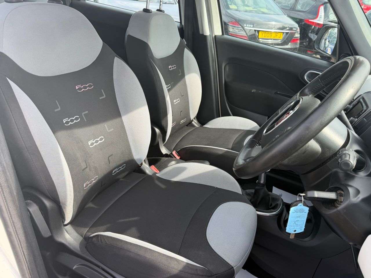 2015 FIAT 500L 2015 FIAT 500L