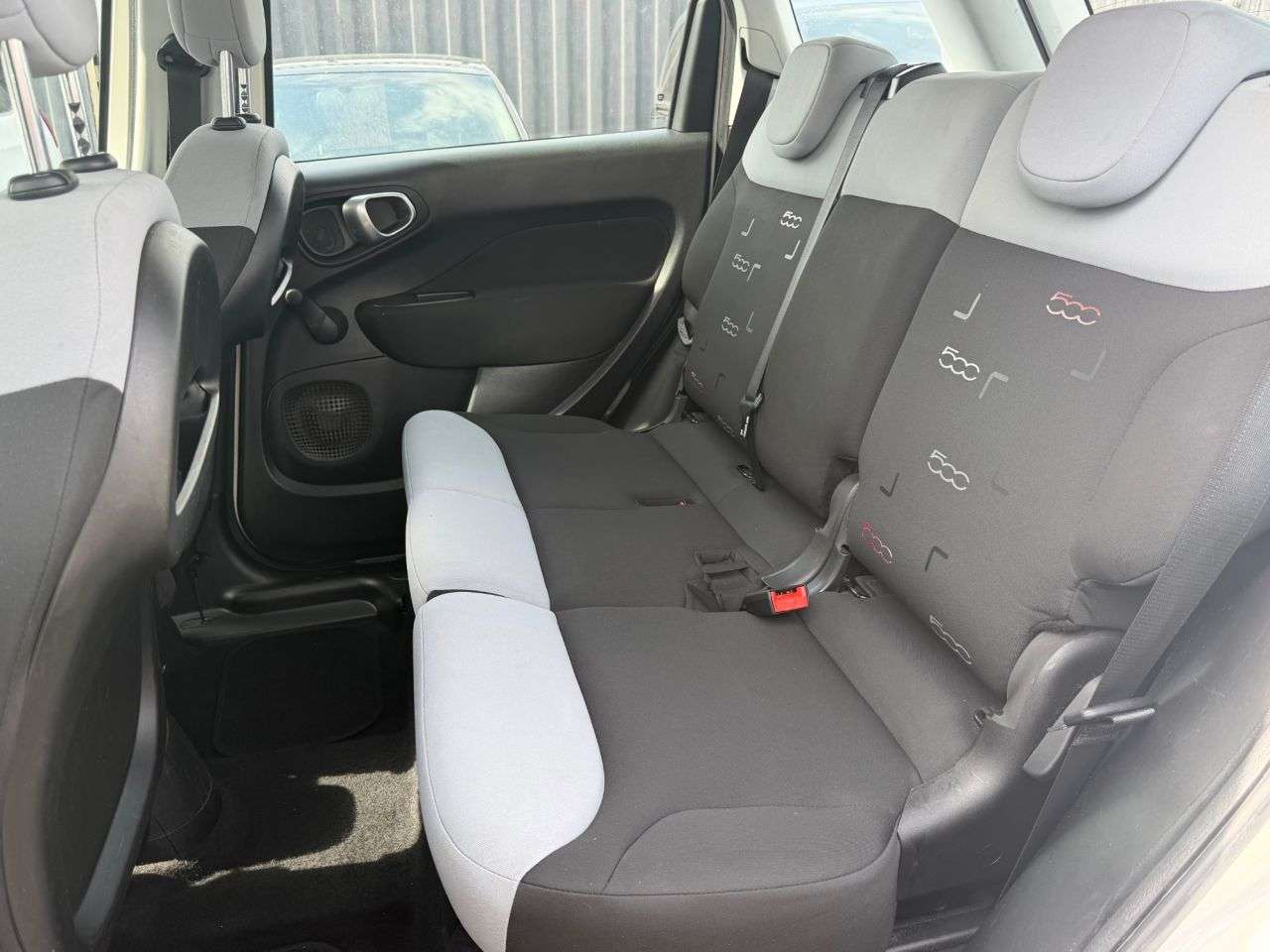 2015 FIAT 500L 2015 FIAT 500L