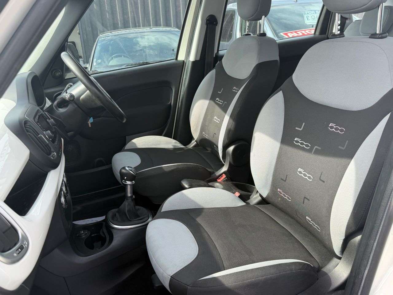 2015 FIAT 500L 2015 FIAT 500L