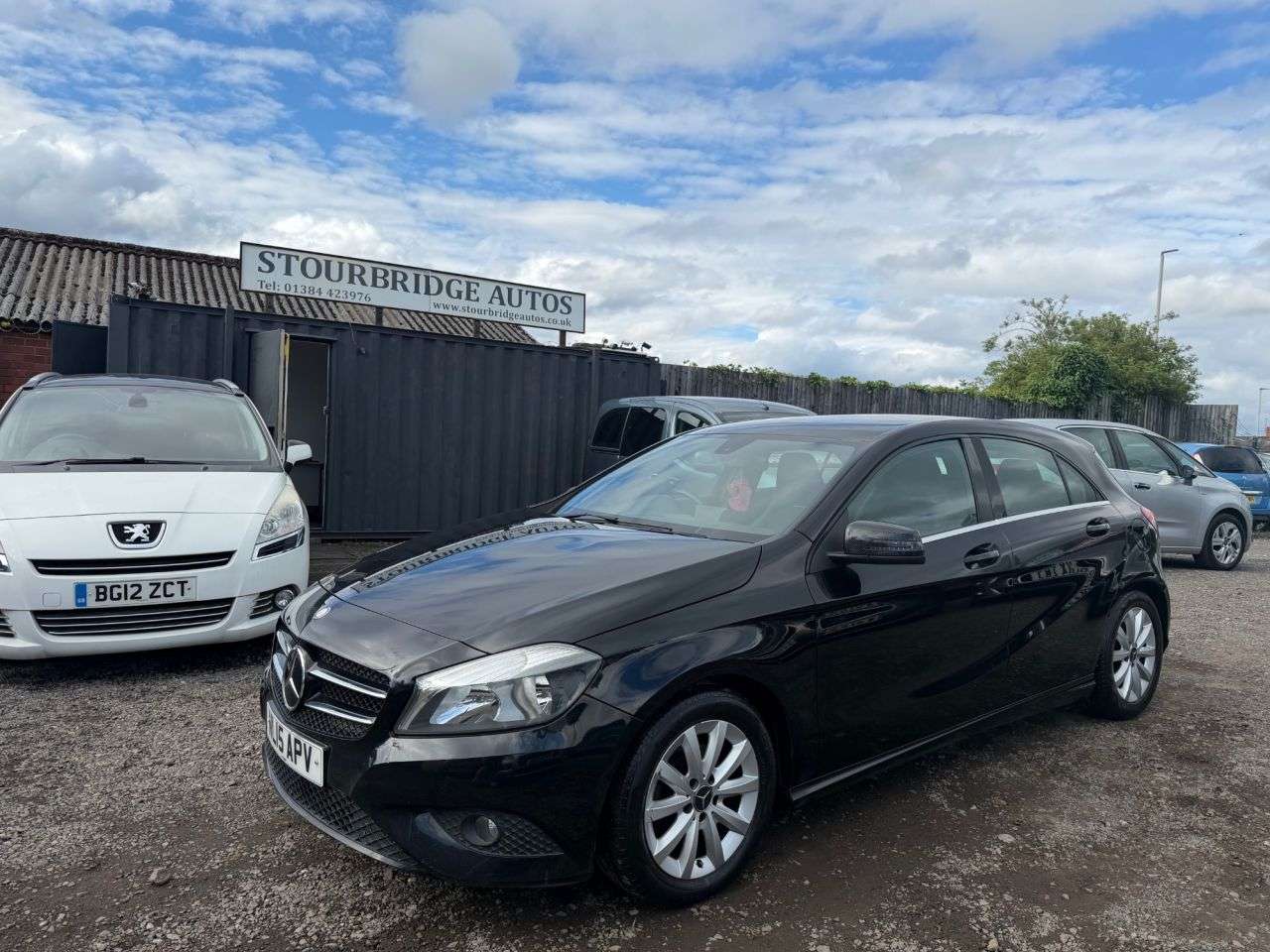 A 2015 MERCEDES-BENZ A-CLASS 1.5 A180 CDI ECO SE Hatchback 5dr Diesel Manual Euro 5 (s/s) (109 ps) ** 3 A 2015 MERCEDES-BENZ A-CLASS 1.5 A180 CDI ECO SE Hatchback 5dr Diesel Manual Euro 5 (s/s) (109 ps) ** 3