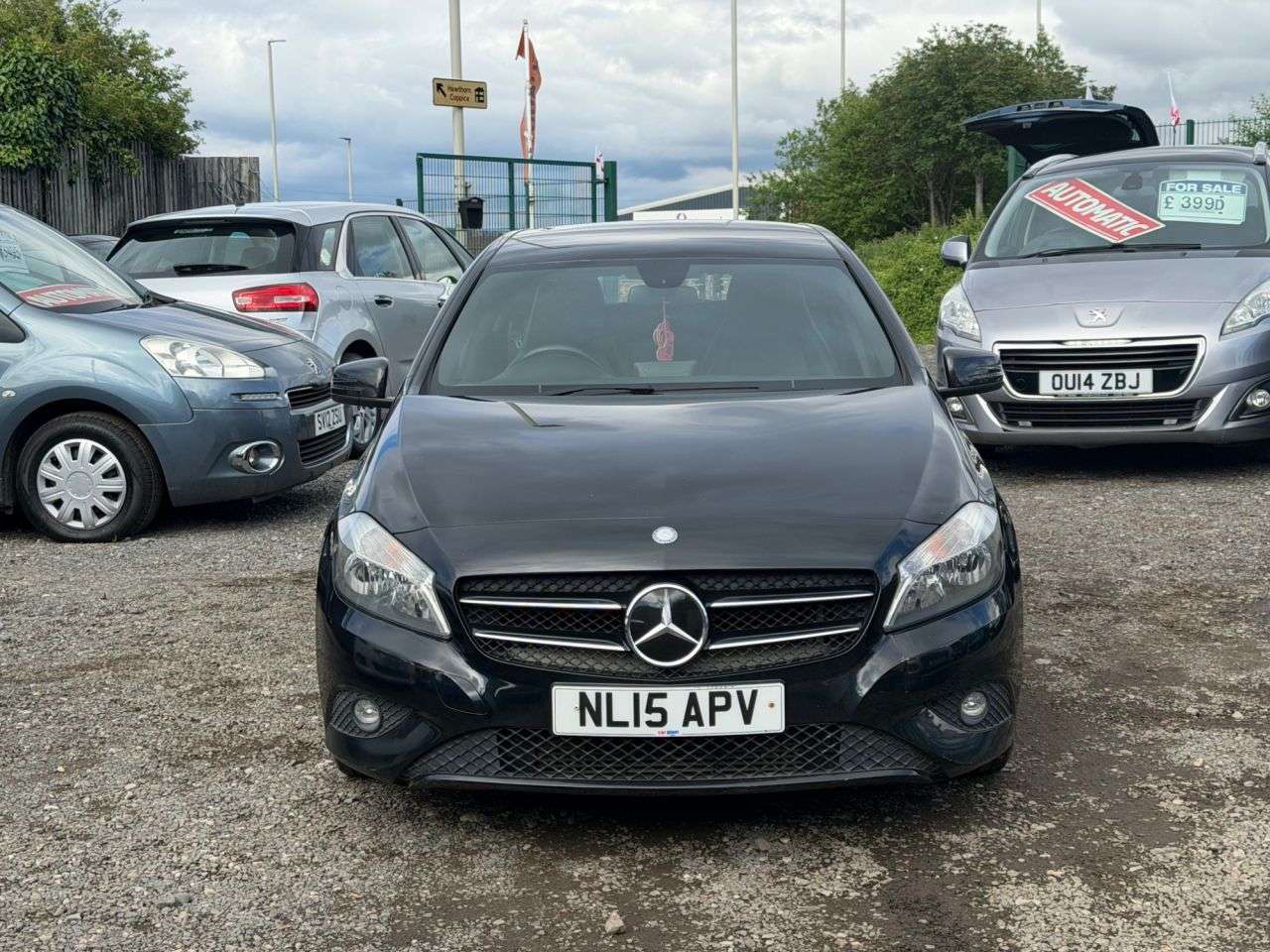 A 2015 MERCEDES-BENZ A-CLASS 1.5 A180 CDI ECO SE Hatchback 5dr Diesel Manual Euro 5 (s/s) (109 ps) ** 3 A 2015 MERCEDES-BENZ A-CLASS 1.5 A180 CDI ECO SE Hatchback 5dr Diesel Manual Euro 5 (s/s) (109 ps) ** 3