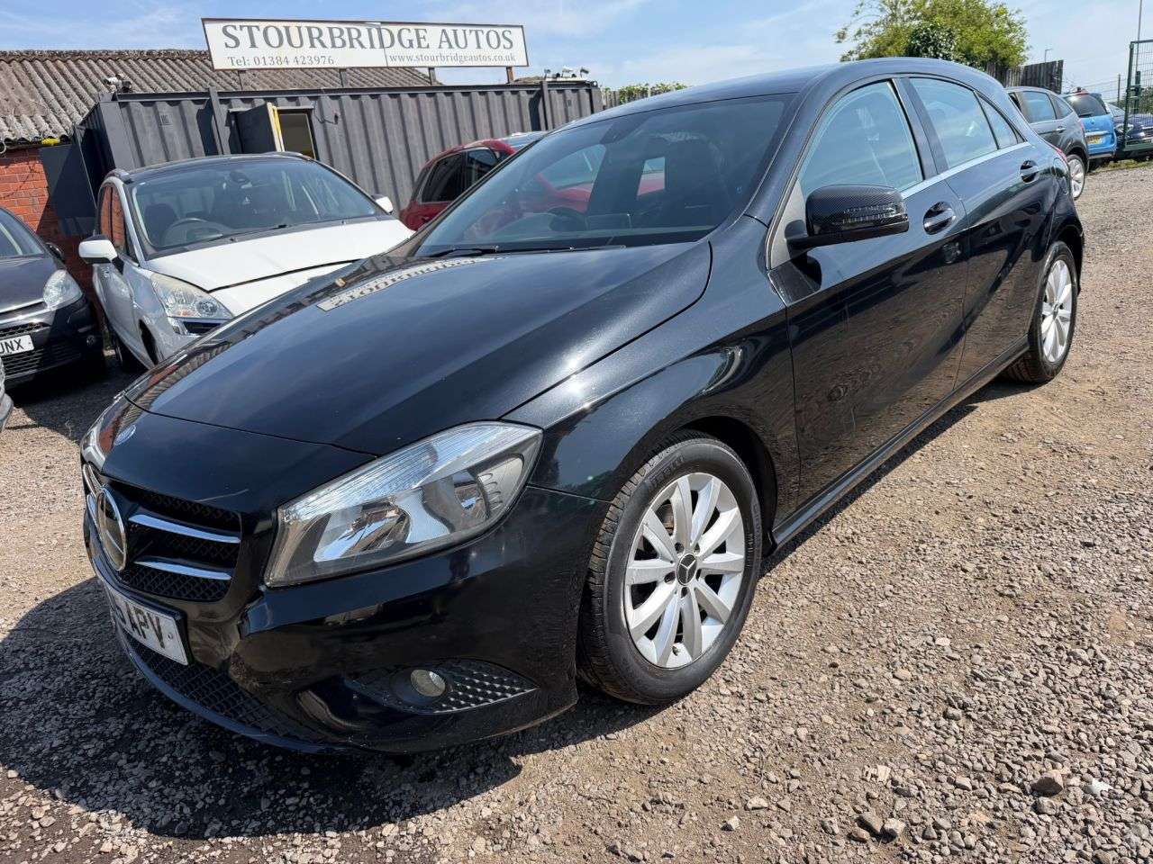 A 2015 MERCEDES-BENZ A-CLASS 1.5 A180 CDI ECO SE Hatchback 5dr Diesel Manual Euro 5 (s/s) (109 ps) ** 3 A 2015 MERCEDES-BENZ A-CLASS 1.5 A180 CDI ECO SE Hatchback 5dr Diesel Manual Euro 5 (s/s) (109 ps) ** 3