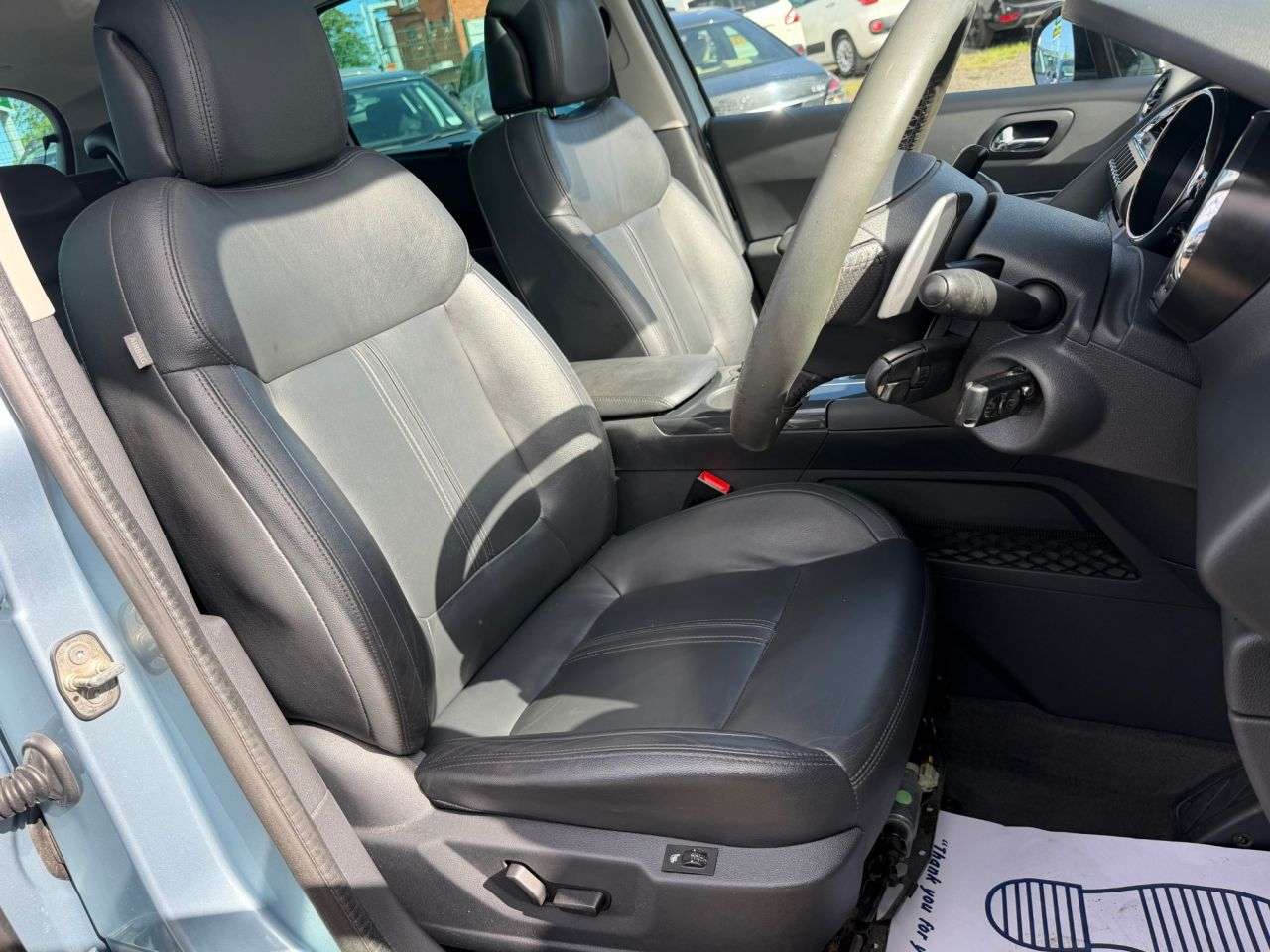 2011 PEUGEOT 3008 2011 PEUGEOT 3008