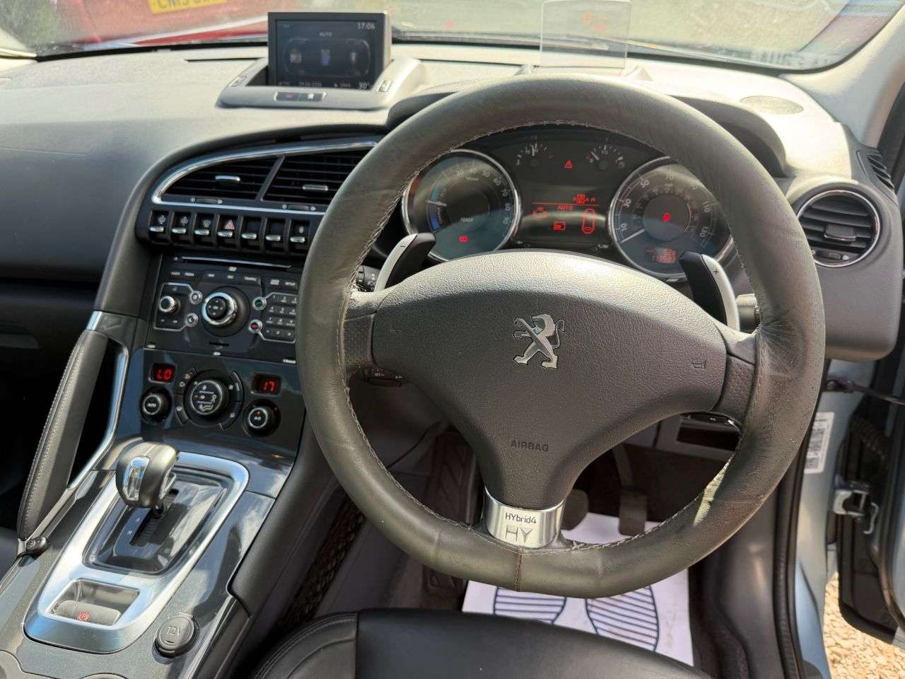 2011 PEUGEOT 3008 2011 PEUGEOT 3008
