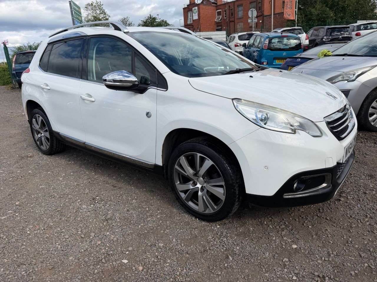 A 2014 PEUGEOT 2008 1.6 e-HDi Crossway SUV 5dr Diesel Manual Euro 5 (s/s) (92 ps) ** 3 Month Wa A 2014 PEUGEOT 2008 1.6 e-HDi Crossway SUV 5dr Diesel Manual Euro 5 (s/s) (92 ps) ** 3 Month Wa
