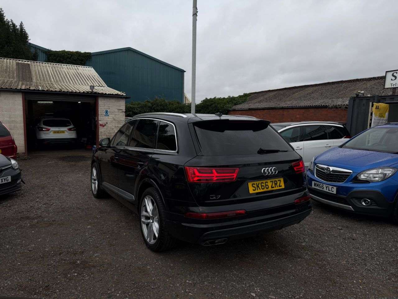 2016 AUDI Q7 2016 AUDI Q7
