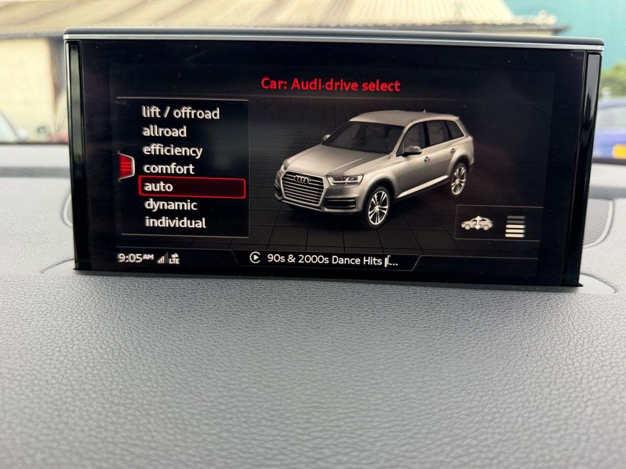 2016 AUDI Q7 2016 AUDI Q7