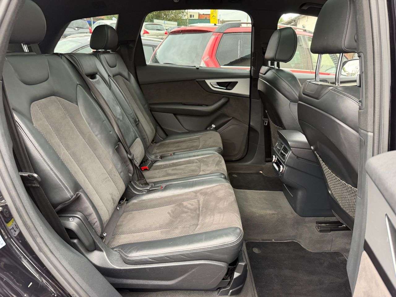 2016 AUDI Q7 2016 AUDI Q7