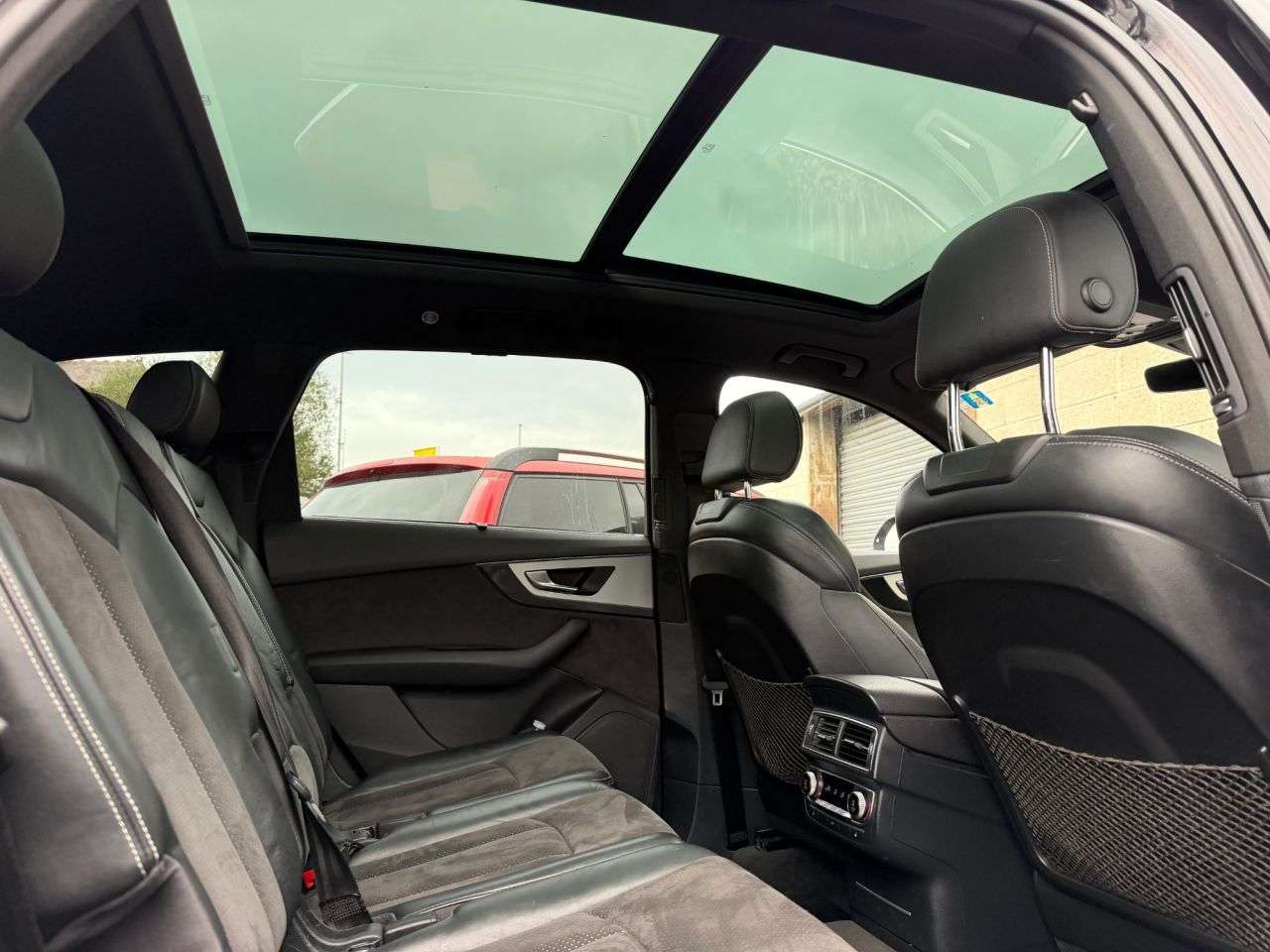 2016 AUDI Q7 2016 AUDI Q7