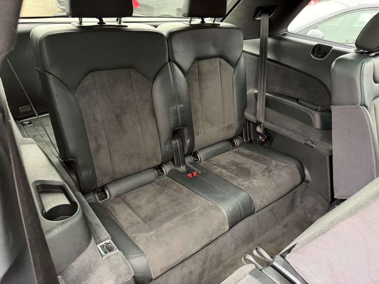 2016 AUDI Q7 2016 AUDI Q7