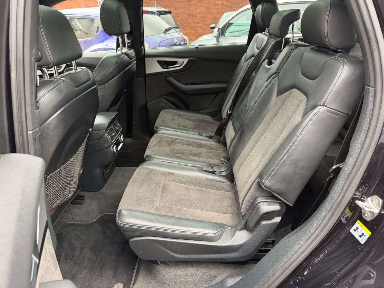 2016 AUDI Q7 2016 AUDI Q7