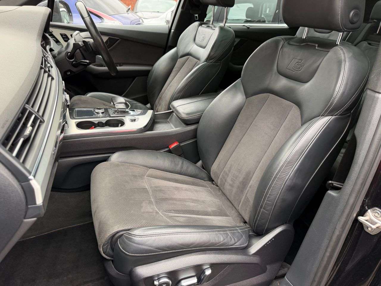 2016 AUDI Q7 2016 AUDI Q7