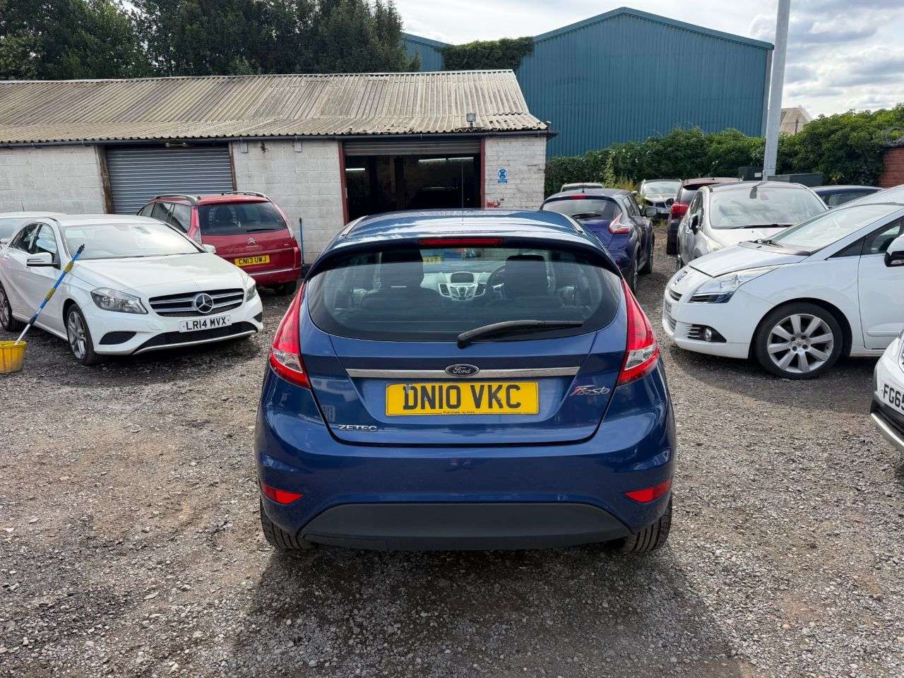 2010 FORD FIESTA 2010 FORD FIESTA