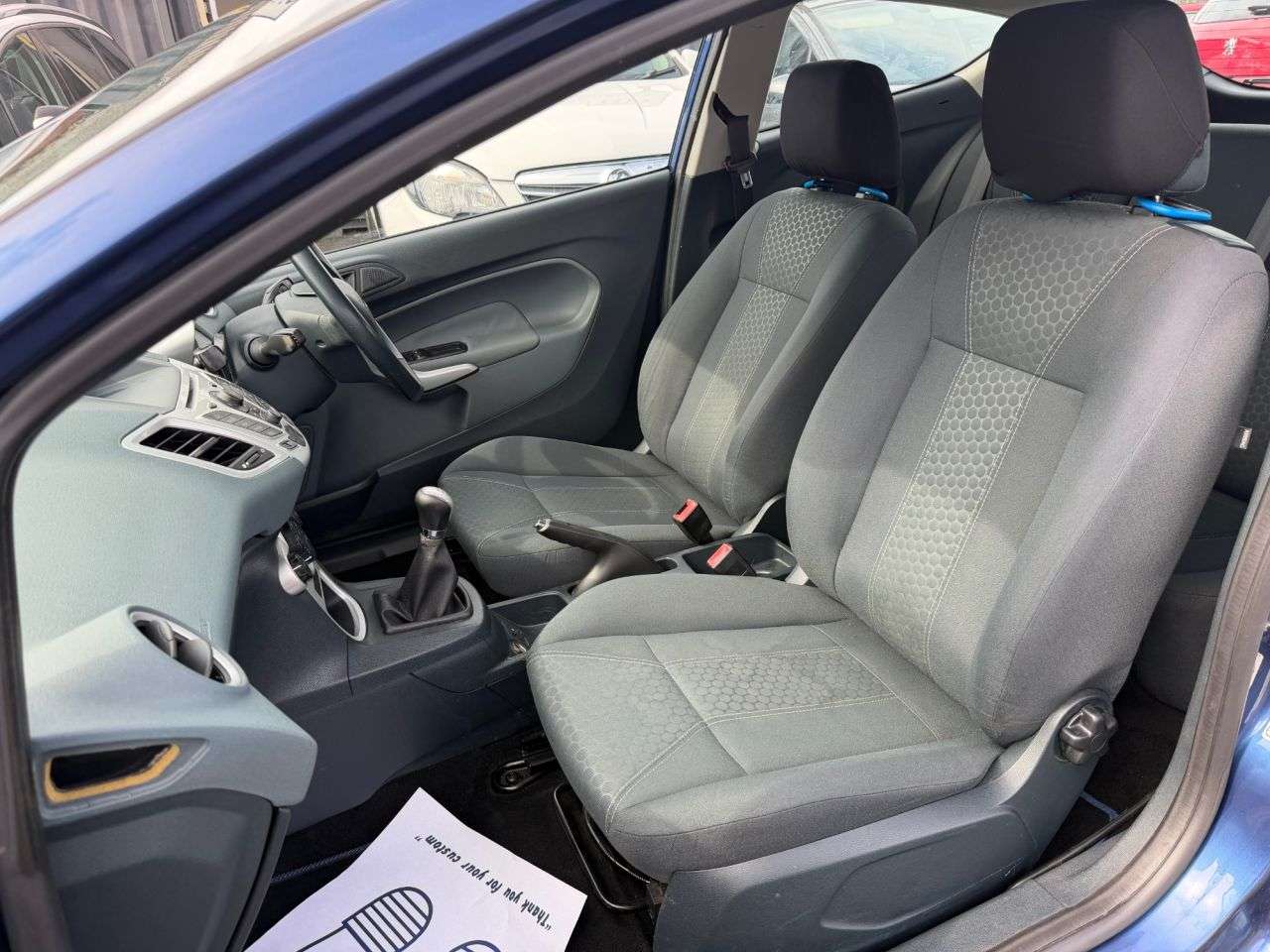 2010 FORD FIESTA 2010 FORD FIESTA