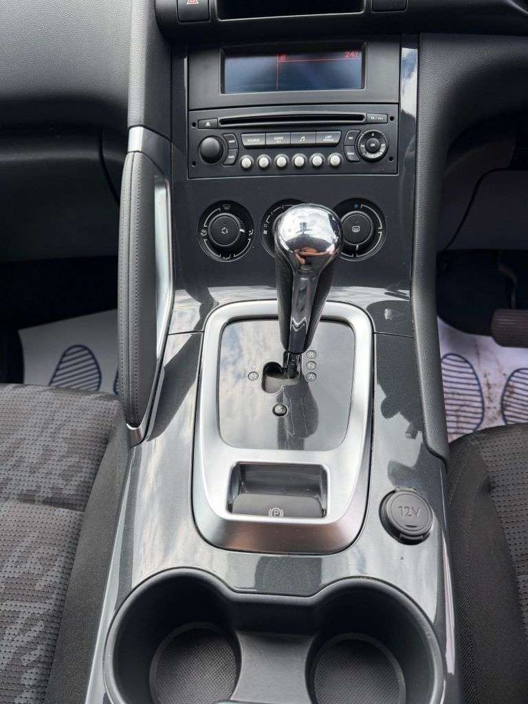 2010 PEUGEOT 3008 2010 PEUGEOT 3008