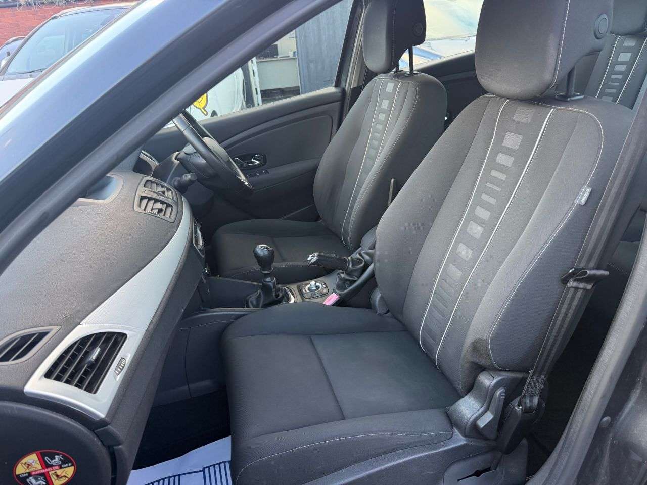 2014 RENAULT MEGANE 2014 RENAULT MEGANE