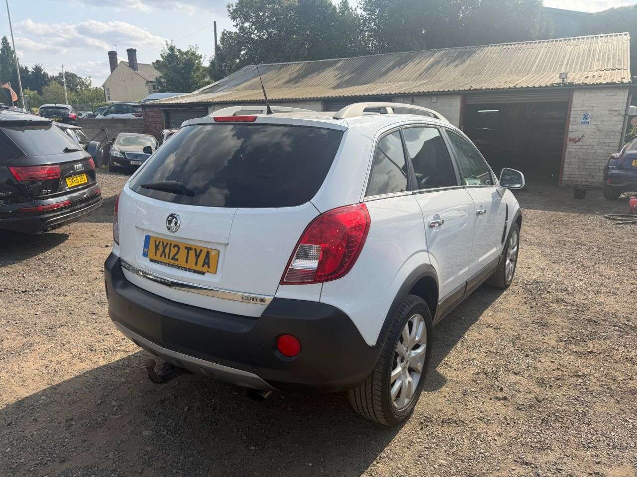 A 2012 VAUXHALL ANTARA 2.2 CDTi SE SUV 5dr Diesel Manual 4WD Euro 5 (163 ps) ** 3 Month Warranty * A 2012 VAUXHALL ANTARA 2.2 CDTi SE SUV 5dr Diesel Manual 4WD Euro 5 (163 ps) ** 3 Month Warranty *