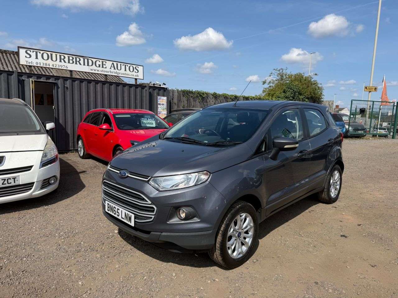 A 2015 FORD ECOSPORT 1.5 TDCi Zetec SUV 5dr Diesel Manual 2WD Euro 5 (90 ps) A 2015 FORD ECOSPORT 1.5 TDCi Zetec SUV 5dr Diesel Manual 2WD Euro 5 (90 ps)