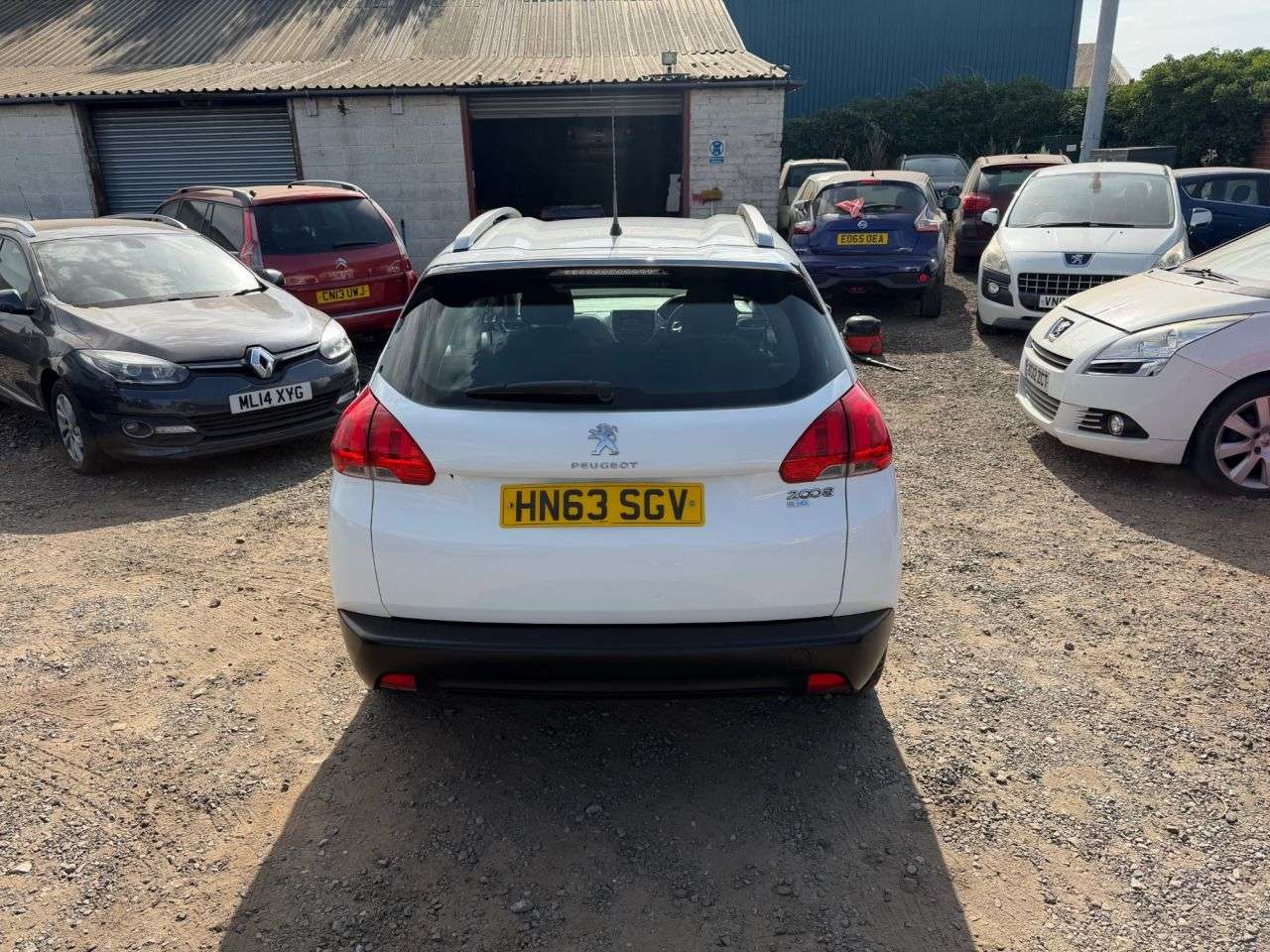 2014 PEUGEOT 2008 2014 PEUGEOT 2008