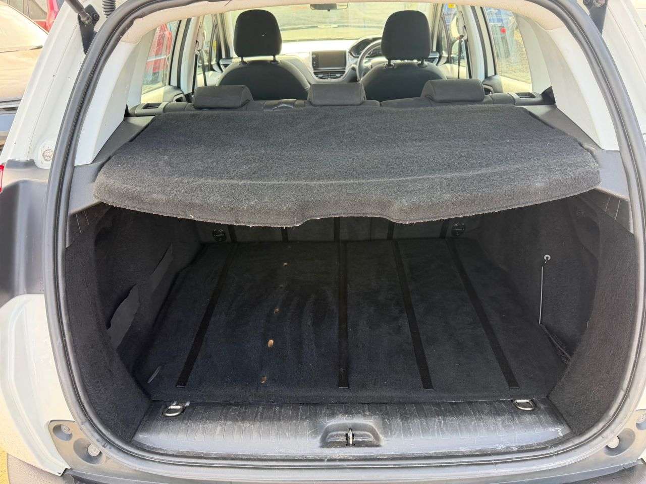 2014 PEUGEOT 2008 2014 PEUGEOT 2008