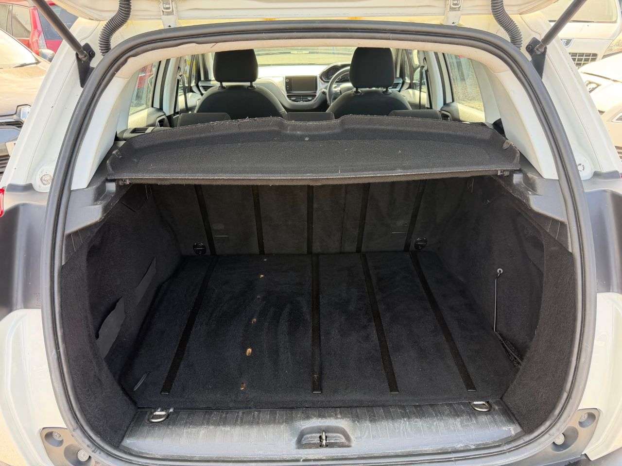 2014 PEUGEOT 2008 2014 PEUGEOT 2008
