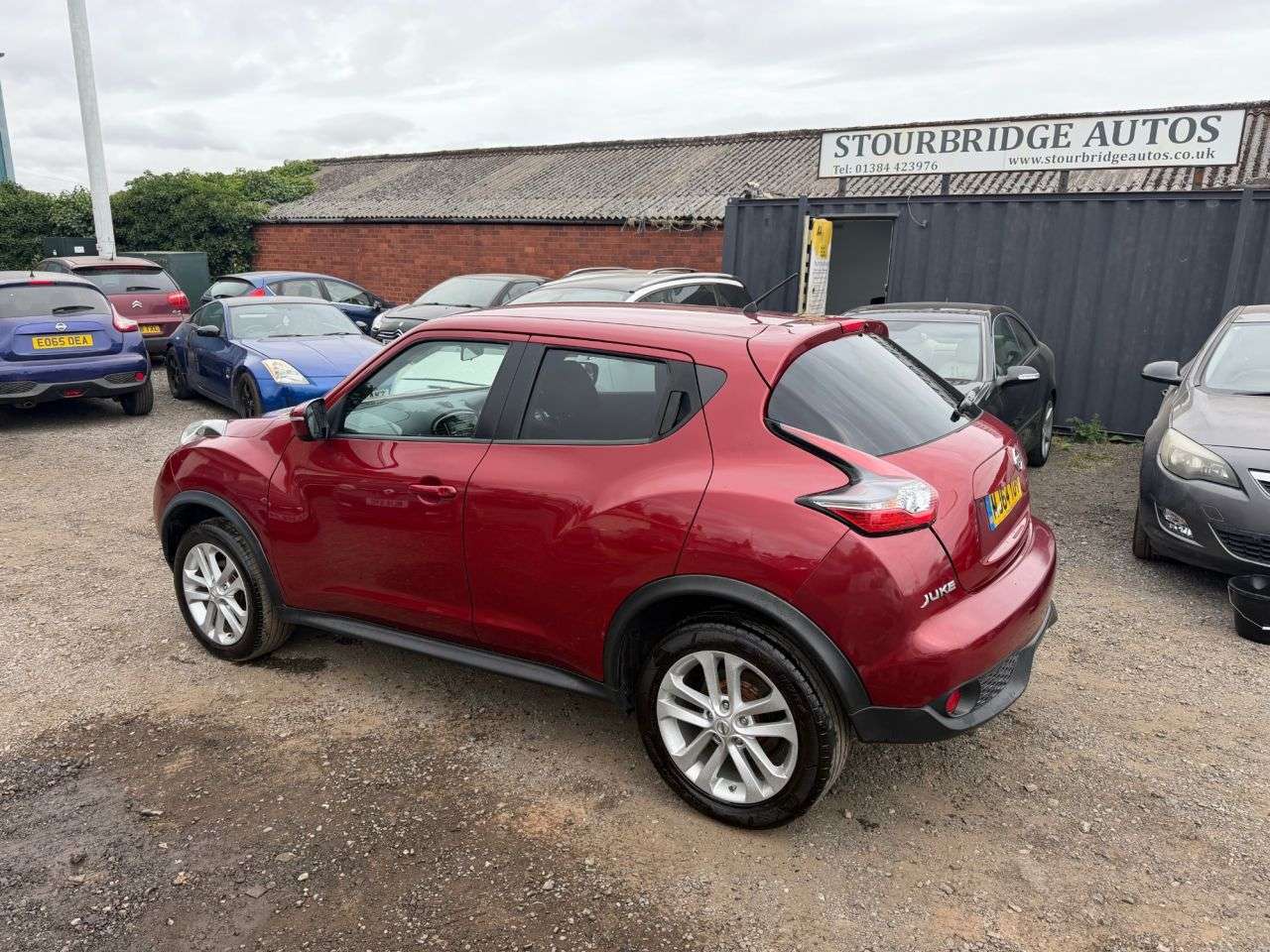 A 2014 NISSAN JUKE 1.5 dCi 8v Acenta SUV 5dr Diesel Manual Euro 5 (s/s) (110 ps) A 2014 NISSAN JUKE 1.5 dCi 8v Acenta SUV 5dr Diesel Manual Euro 5 (s/s) (110 ps)