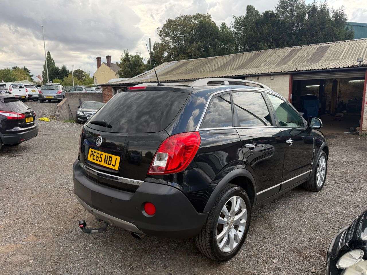 A 2015 VAUXHALL ANTARA 2.2 CDTi SE SUV 5dr Diesel Manual 4WD Euro 5 (s/s) (SNav) (163 ps) A 2015 VAUXHALL ANTARA 2.2 CDTi SE SUV 5dr Diesel Manual 4WD Euro 5 (s/s) (SNav) (163 ps)