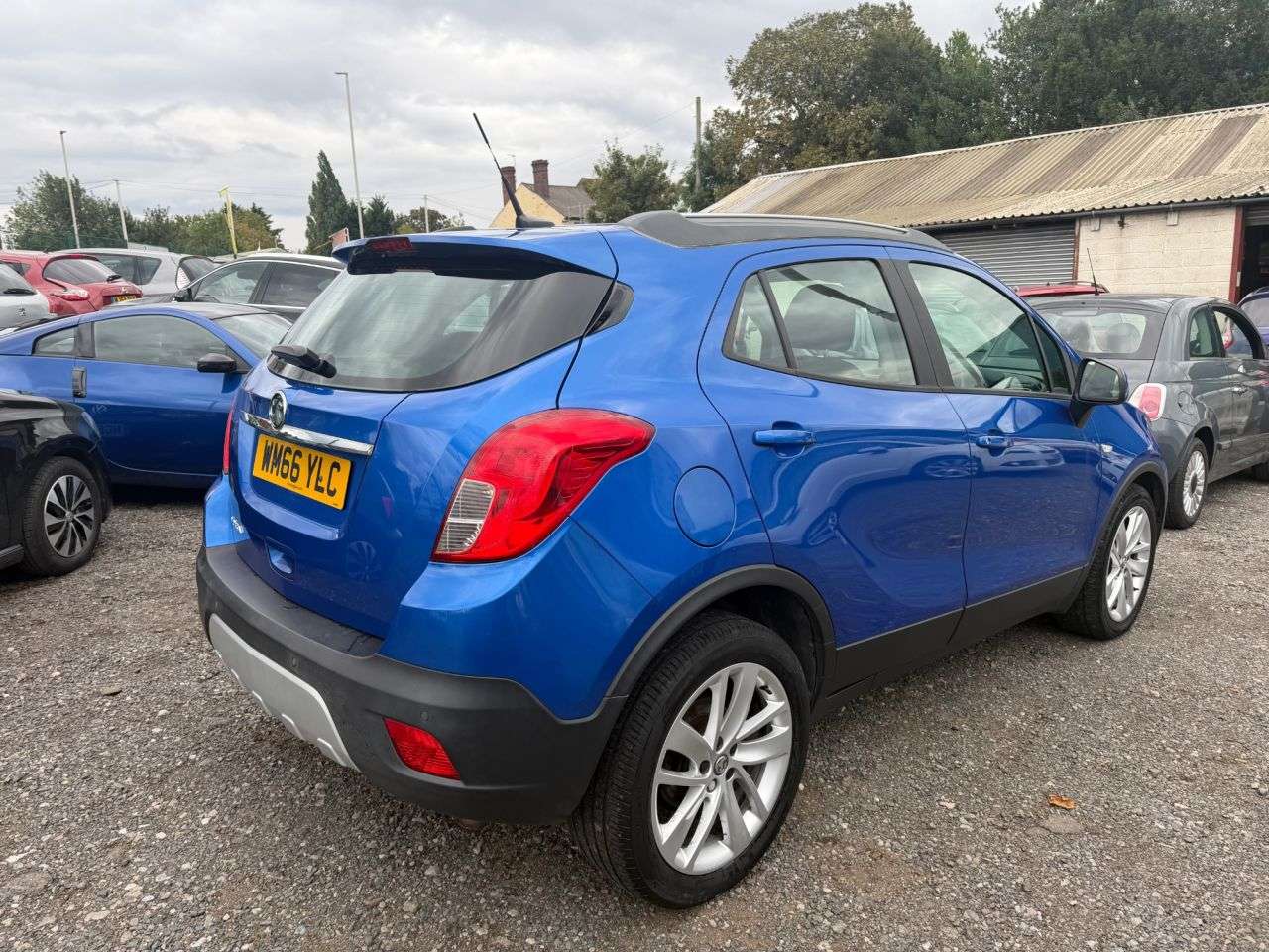 A 2017 VAUXHALL MOKKA 1.6i Tech Line SUV 5dr Petrol Manual 2WD Euro 6 (s/s) (115 ps) ** 3 Month W A 2017 VAUXHALL MOKKA 1.6i Tech Line SUV 5dr Petrol Manual 2WD Euro 6 (s/s) (115 ps) ** 3 Month W