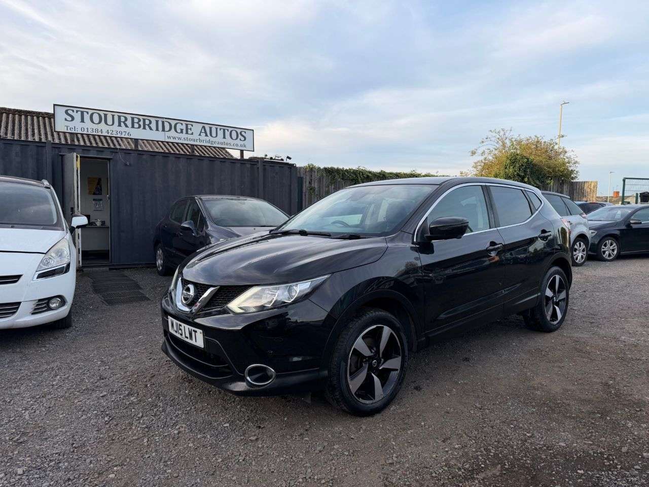 A 2015 NISSAN QASHQAI 1.5 dCi n-tec SUV 5dr Diesel Manual 2WD Euro 5 (s/s) (110 ps) ** 3 Month Wa A 2015 NISSAN QASHQAI 1.5 dCi n-tec SUV 5dr Diesel Manual 2WD Euro 5 (s/s) (110 ps) ** 3 Month Wa