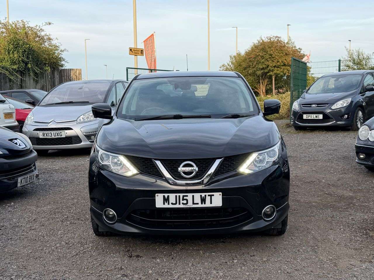 A 2015 NISSAN QASHQAI 1.5 dCi n-tec SUV 5dr Diesel Manual 2WD Euro 5 (s/s) (110 ps) ** 3 Month Wa A 2015 NISSAN QASHQAI 1.5 dCi n-tec SUV 5dr Diesel Manual 2WD Euro 5 (s/s) (110 ps) ** 3 Month Wa