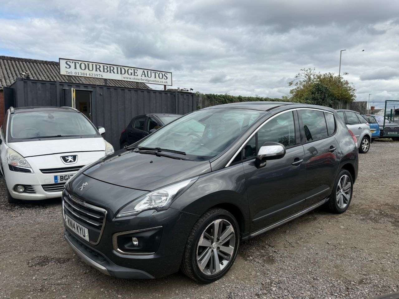 A 2014 PEUGEOT 3008 1.6 HDi Allure SUV 5dr Diesel Manual Euro 5 (115 ps) ** 3 Month Warranty ** A 2014 PEUGEOT 3008 1.6 HDi Allure SUV 5dr Diesel Manual Euro 5 (115 ps) ** 3 Month Warranty **
