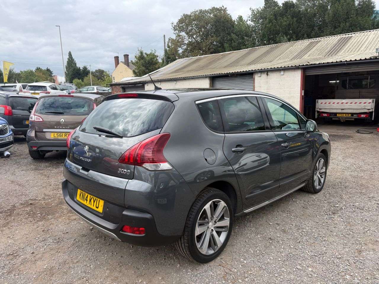 A 2014 PEUGEOT 3008 1.6 HDi Allure SUV 5dr Diesel Manual Euro 5 (115 ps) ** 3 Month Warranty ** A 2014 PEUGEOT 3008 1.6 HDi Allure SUV 5dr Diesel Manual Euro 5 (115 ps) ** 3 Month Warranty **