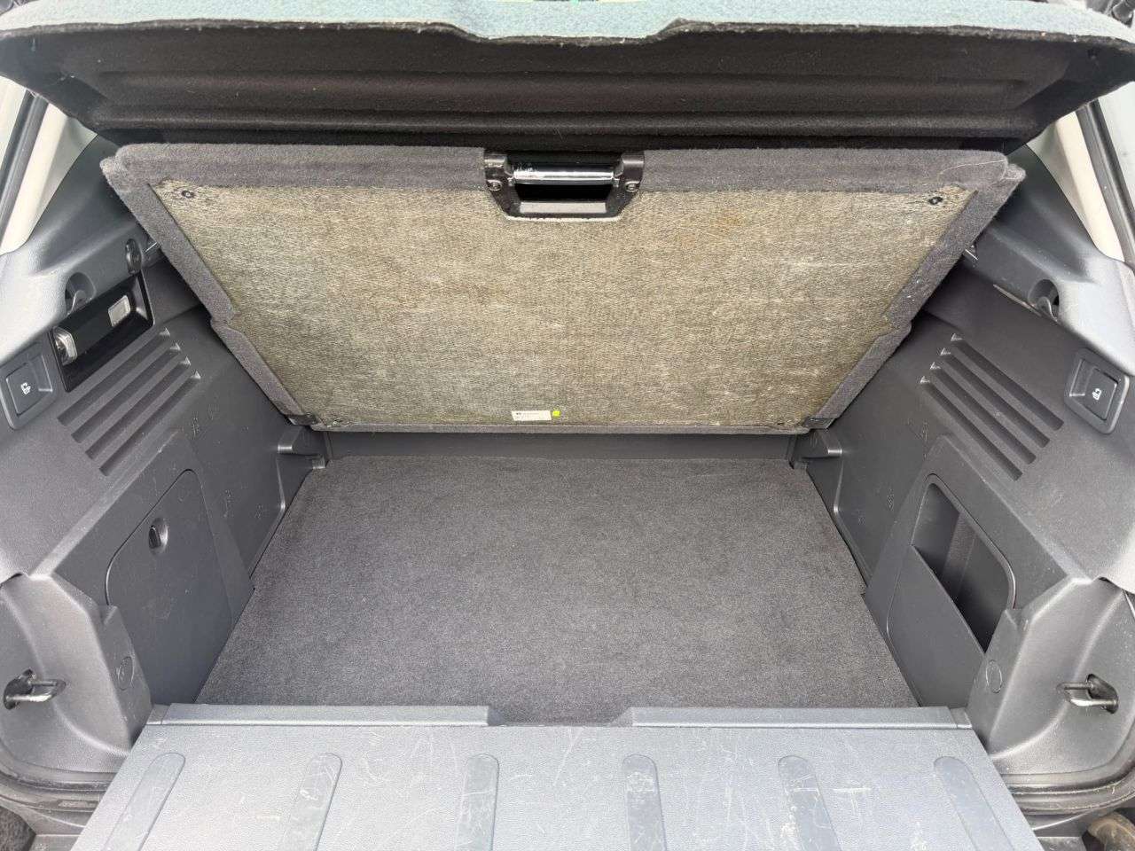 2014 PEUGEOT 3008 2014 PEUGEOT 3008