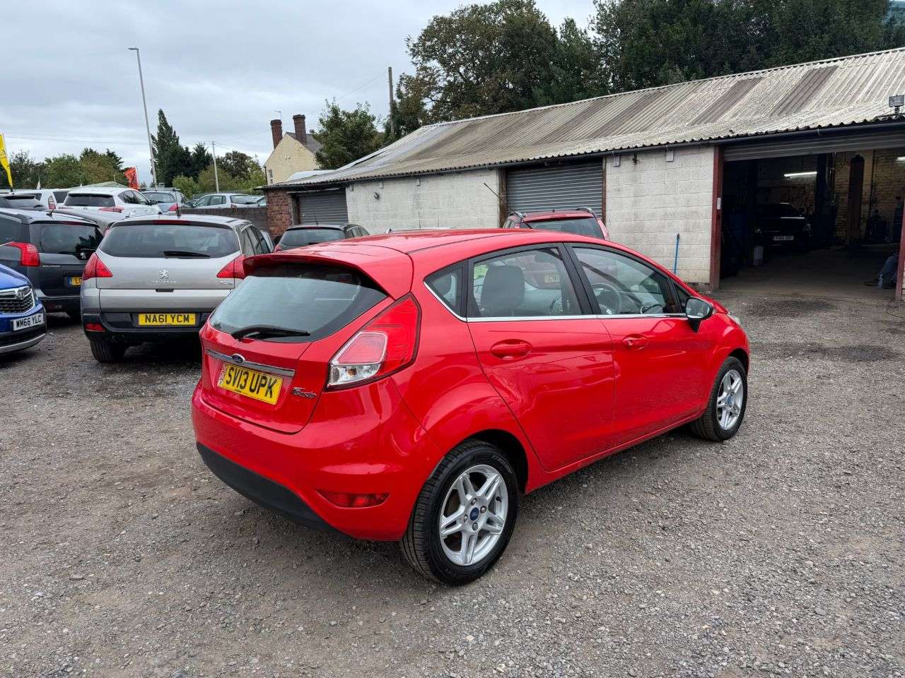 A 2013 FORD FIESTA 1.25 Zetec Hatchback 5dr Petrol Manual Euro 5 (82 ps) ** 3 Month Warranty * A 2013 FORD FIESTA 1.25 Zetec Hatchback 5dr Petrol Manual Euro 5 (82 ps) ** 3 Month Warranty *