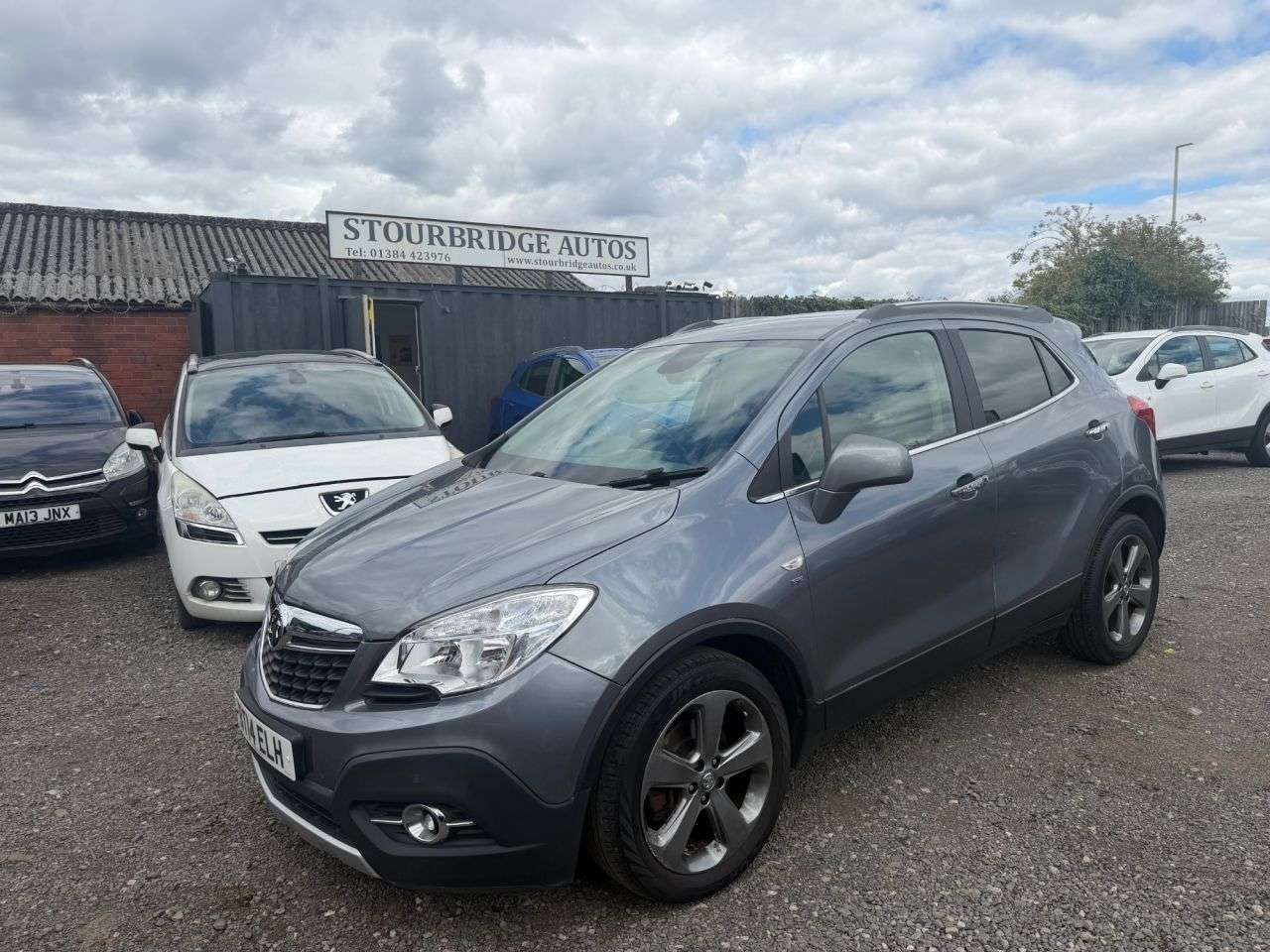 A 2014 VAUXHALL MOKKA 1.4T SE SUV 5dr Petrol Manual 2WD Euro 5 (s/s) (140 ps) A 2014 VAUXHALL MOKKA 1.4T SE SUV 5dr Petrol Manual 2WD Euro 5 (s/s) (140 ps)