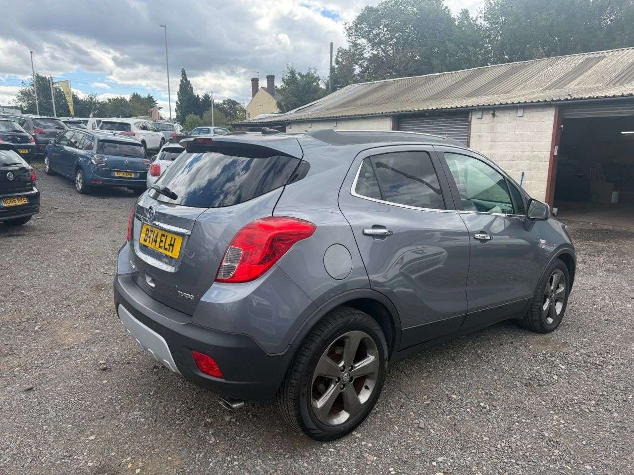 A 2014 VAUXHALL MOKKA 1.4T SE SUV 5dr Petrol Manual 2WD Euro 5 (s/s) (140 ps) A 2014 VAUXHALL MOKKA 1.4T SE SUV 5dr Petrol Manual 2WD Euro 5 (s/s) (140 ps)