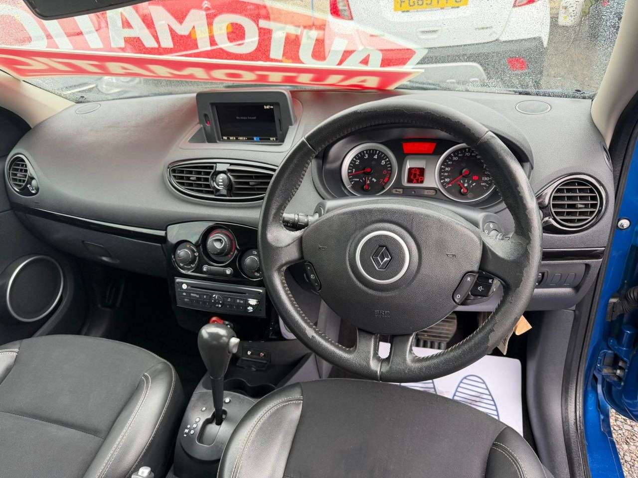2011 RENAULT CLIO 2011 RENAULT CLIO