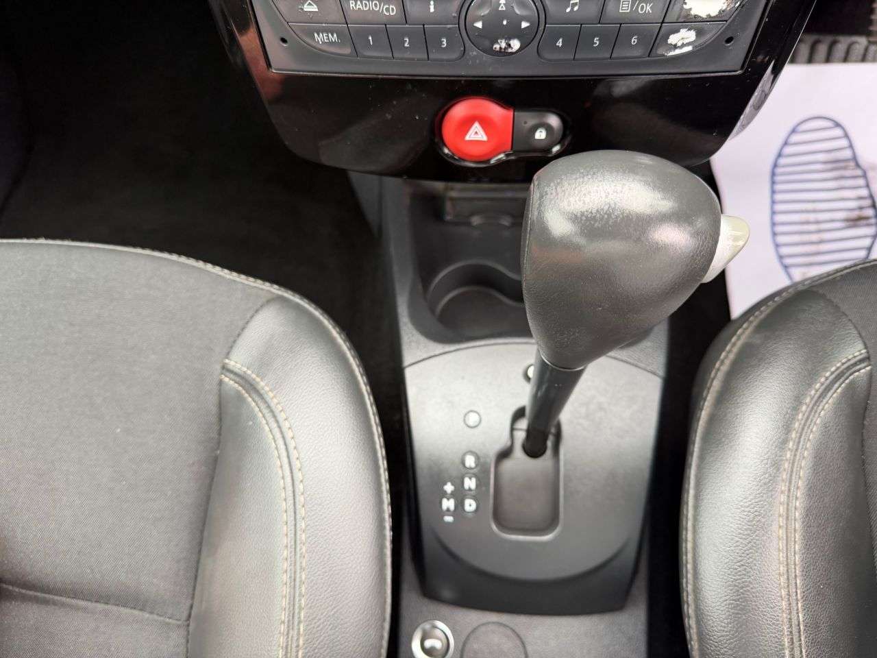 2011 RENAULT CLIO 2011 RENAULT CLIO