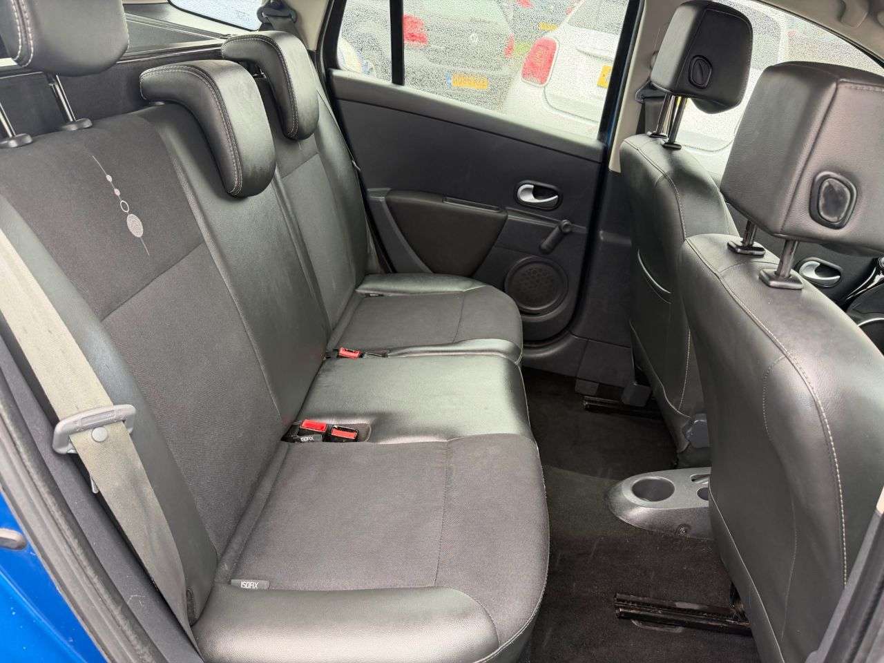 2011 RENAULT CLIO 2011 RENAULT CLIO