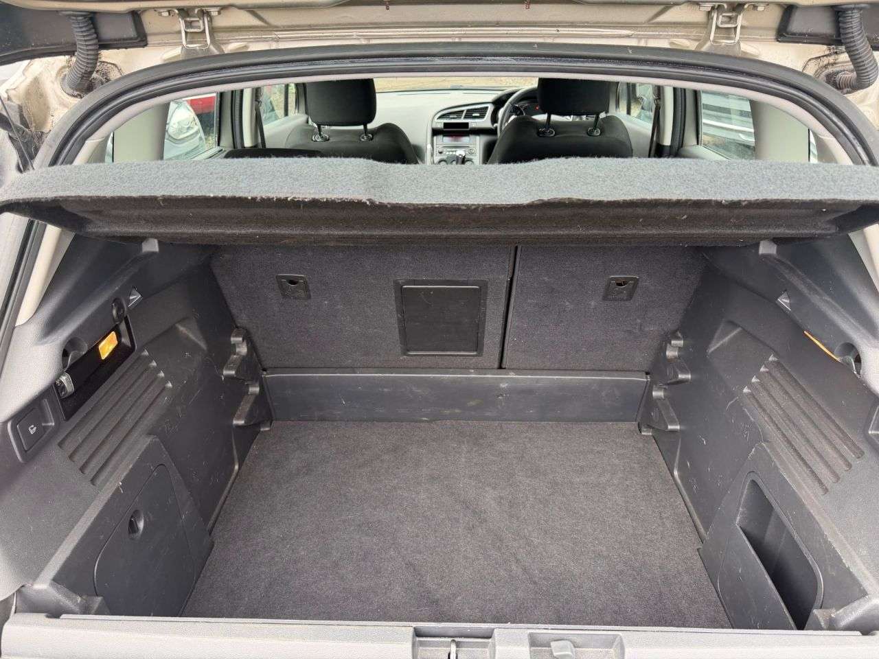 2011 PEUGEOT 3008 2011 PEUGEOT 3008